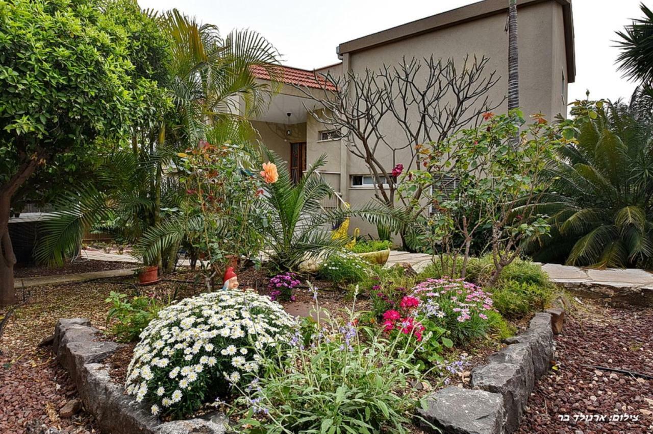 Agama Villa Livnim ภายนอก รูปภาพ